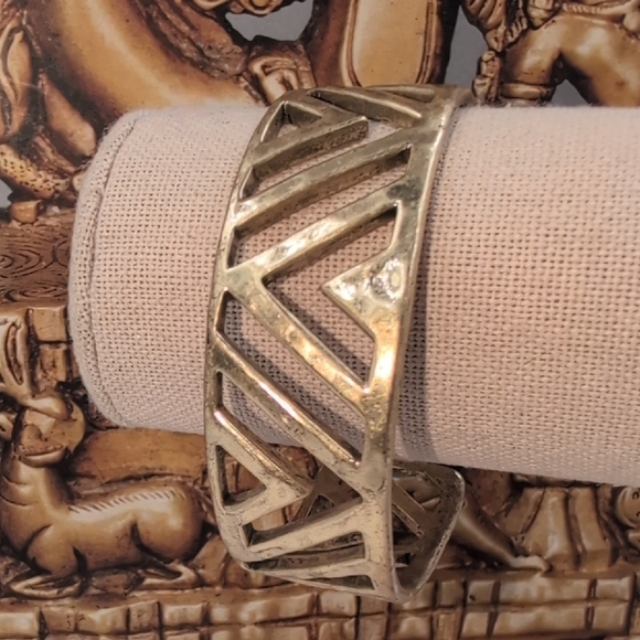 Lucky Brand Goldtone Geometric Bracelet Distressed Finish - Picture 2 of 4